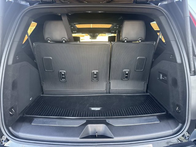 Used 2021 Cadillac Escalade Sport Platinum AWD/4WD image 26