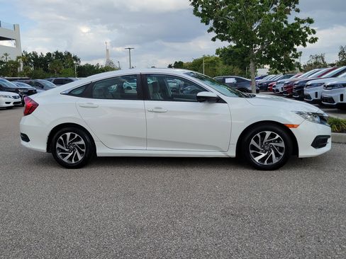 Used 2016 Honda Civic EX image 3