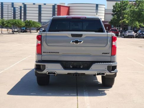 Used 2025 Chevrolet Silverado 1500 RST AWD/4WD image 6