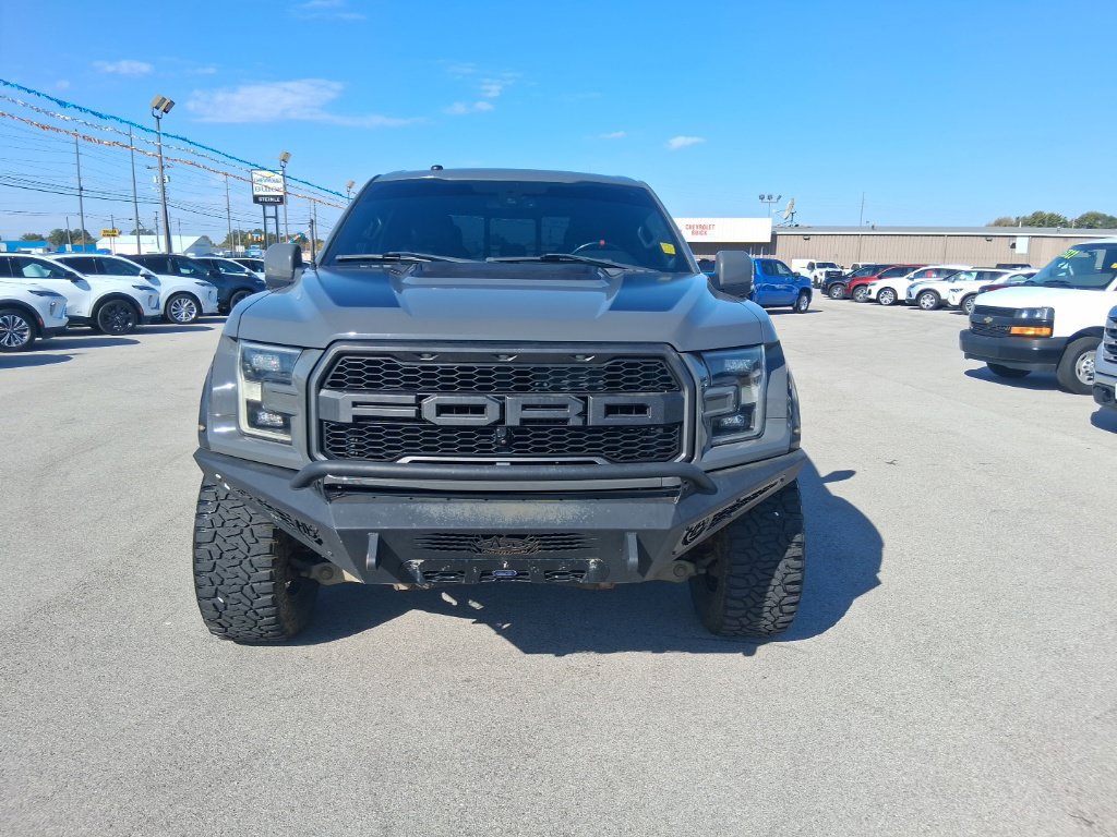 Used 2018 Ford F150 Raptor w/ Equipment Group 802A Luxury AWD/4WD image 9