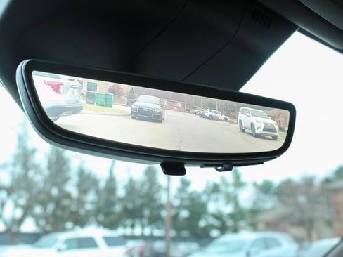 Used 2021 Cadillac Escalade Premium Luxury w/ Driver Assist Tech Package image 31