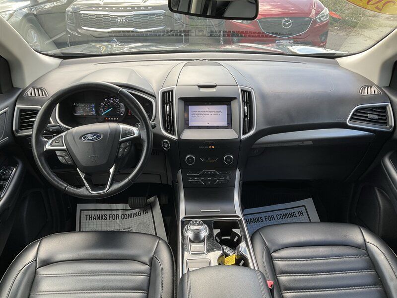Used 2019 Ford Edge SEL w/ Equipment Group 201A AWD/4WD image 17