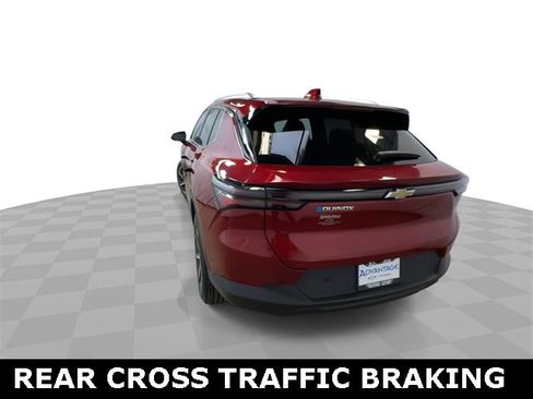 Used 2026 Chevrolet Equinox EV LT image 2