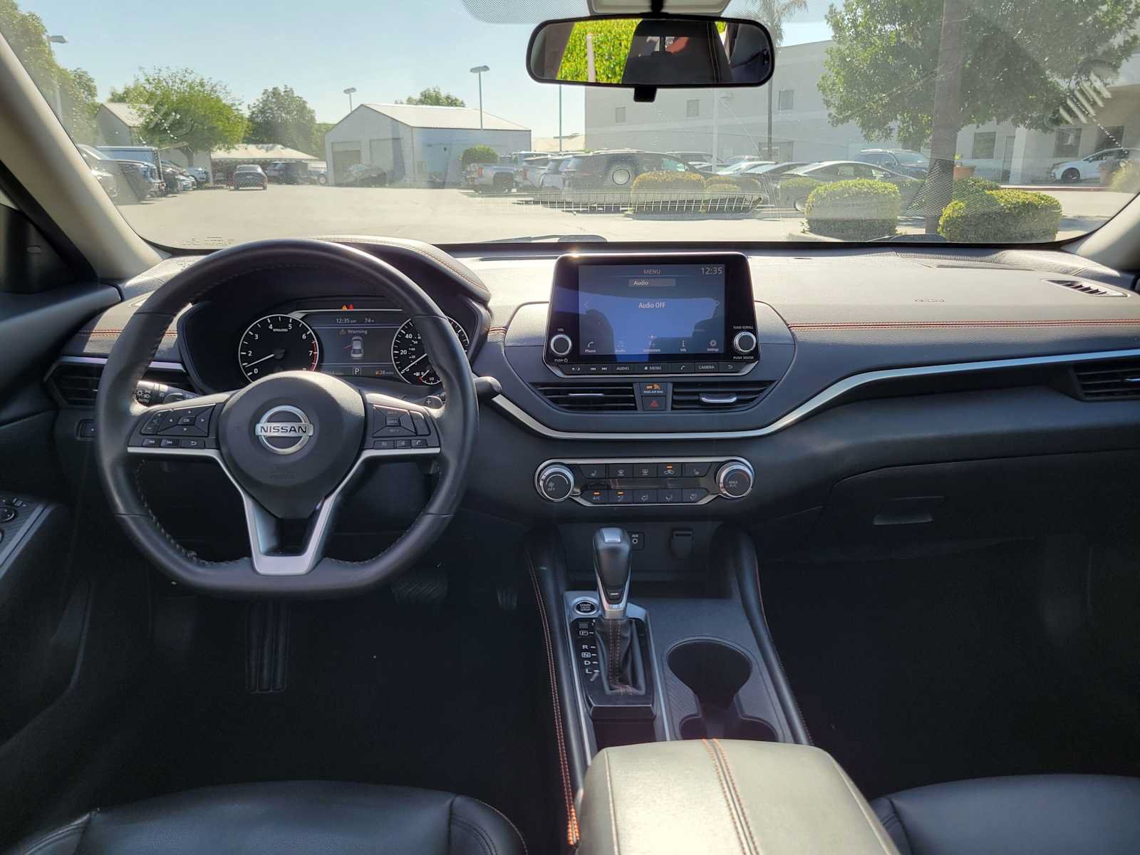Used 2022 Nissan Altima 2.5 SR w/ Midnight Edition Package FWD image 18