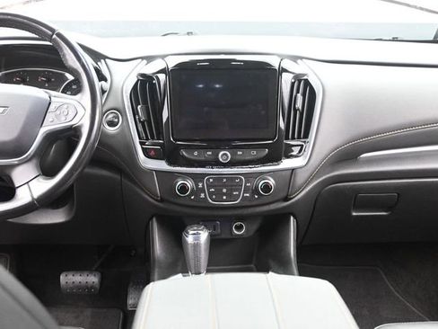 Used 2019 Chevrolet Traverse LT w/ LT Premium Package image 27