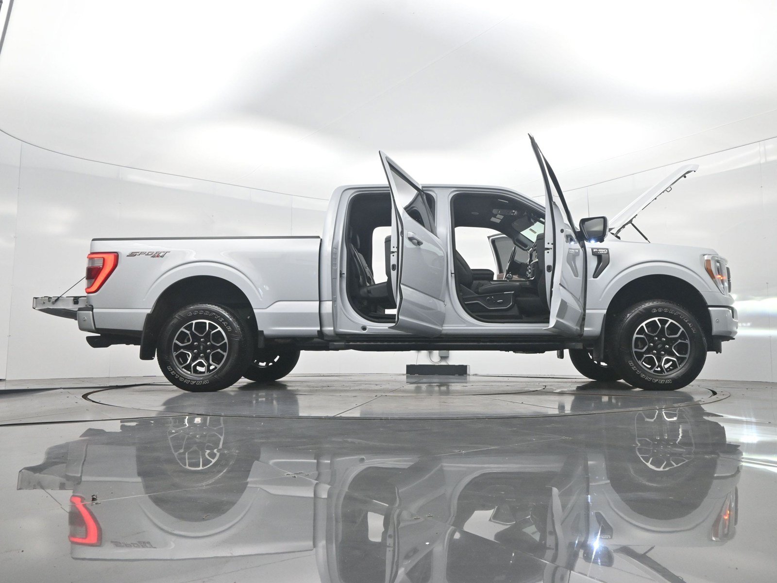 Used 2021 Ford F150 Lariat w/ Equipment Group 502A High AWD/4WD image 53