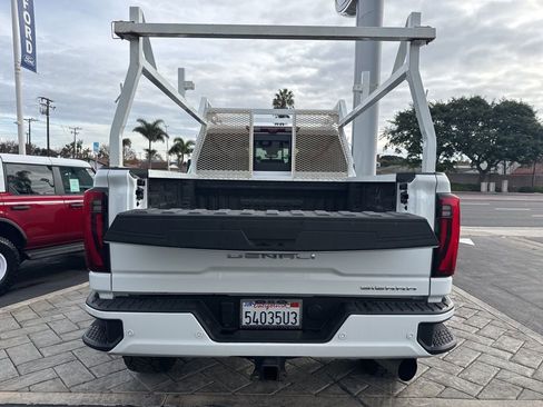 Used 2024 GMC Sierra 2500 Denali w/ Denali Reserve Package image 11