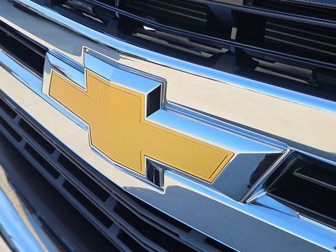 Used 2022 Chevrolet Silverado 1500 LT RWD image 30
