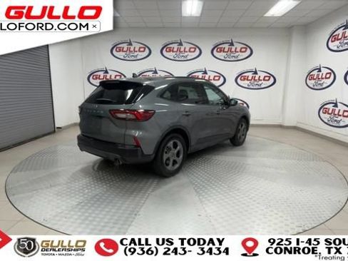 Used 2025 Ford Escape ST-Line w/ Tech Pack #1 FWD image 8