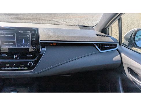 Used 2021 Toyota Corolla SE w/ Carpet Mat Package (TMS) image 29