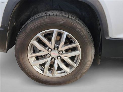 Used 2017 GMC Acadia SLE w/ Driver Alert Package I FWD image 21