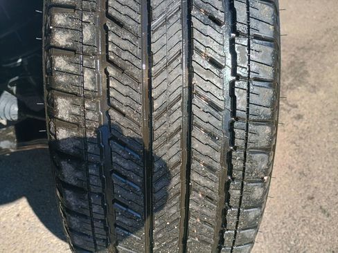 New 2025 Ford Expedition Max Platinum w/ Stealth Performance Package image 31