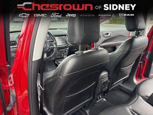 Used 2019 Jeep Compass Limited image 41