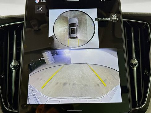 New 2026 Volvo XC60 B5 Ultra w/ Protection Package Premier image 14