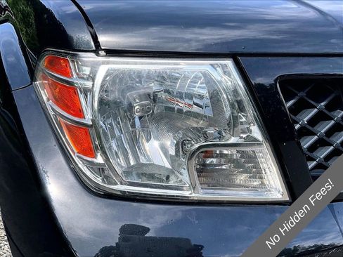Used 2019 Nissan Frontier SV w/ Value Truck Package AWD/4WD image 27