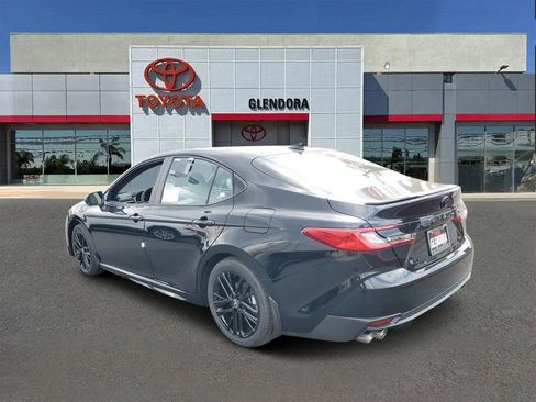 New 2026 Toyota Camry SE image 5