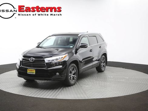 Used 2016 Toyota Highlander XLE AWD/4WD image 52