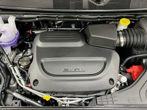 New 2026 Chrysler Pacifica Limited FWD image 27