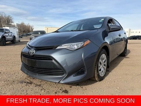 Used 2017 Toyota Corolla LE image 1