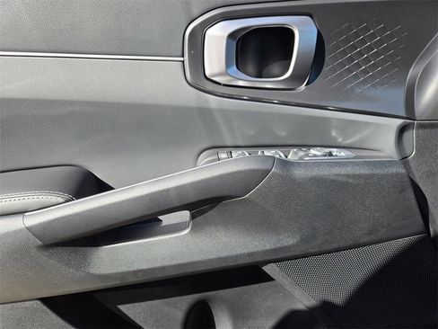 New 2026 Kia Sorento S image 28