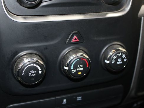 Used 2015 RAM 1500 Express RWD image 45