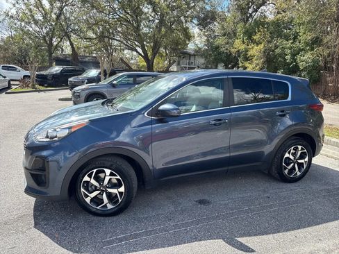 Used 2020 Kia Sportage LX FWD image 3
