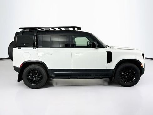 New 2026 Land Rover Defender 110 S AWD/4WD image 4