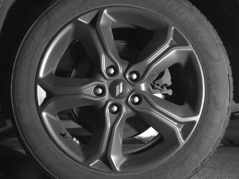 Used 2019 Dodge Journey Crossroad AWD/4WD image 14