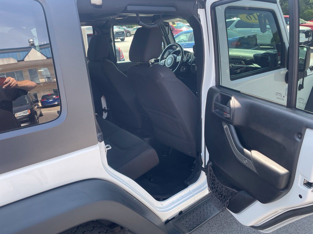 Used 2016 Jeep Wrangler Unlimited Sport w/ Quick Order Package 24S AWD/4WD image 13