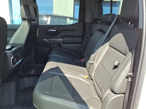 Used 2019 Chevrolet Silverado 1500 LTZ w/ LTZ Premium Package AWD/4WD image 18