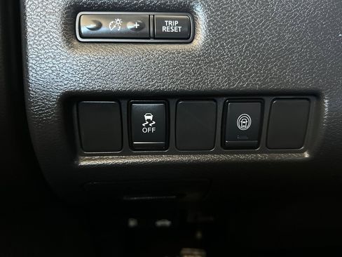 Used 2021 Nissan Murano SV image 28