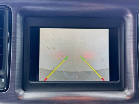 Used 2018 Dodge Challenger SXT image 10