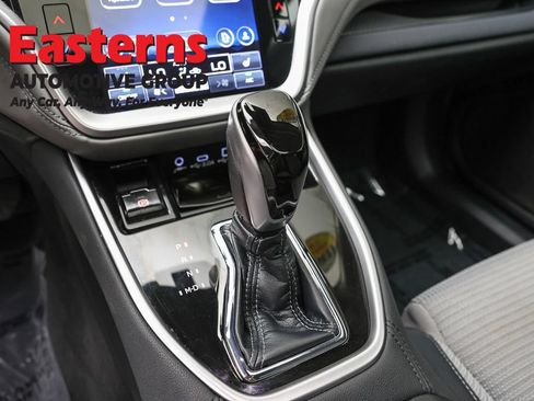 Used 2023 Subaru Outback Premium AWD/4WD image 13