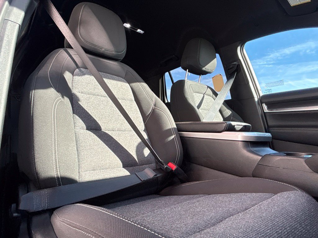 Used 2025 GMC Terrain Elevation FWD image 27