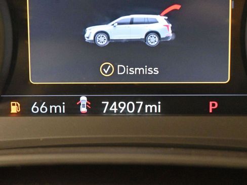 Used 2020 Cadillac XT6 Premium Luxury AWD/4WD image 22