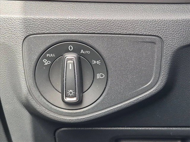 Used 2021 Volkswagen Atlas SE w/ Towing Package AWD/4WD image 25
