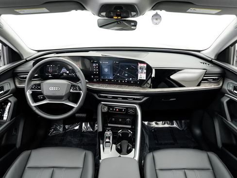 New 2025 Audi Q5 Premium image 21