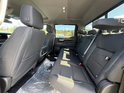 Used 2025 GMC Sierra 1500 Elevation w/ Preferred Package image 14