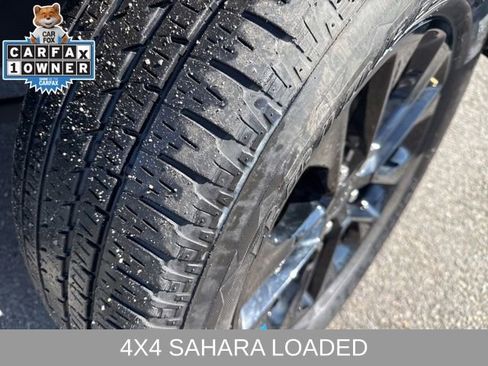 Used 2022 Jeep Wrangler Unlimited Sahara w/ Cold Weather Group image 9