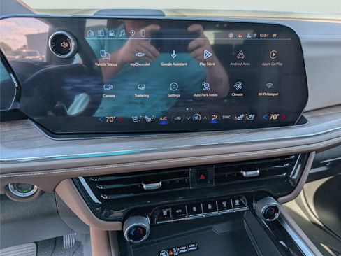 New 2026 Chevrolet Suburban High Country AWD/4WD image 36