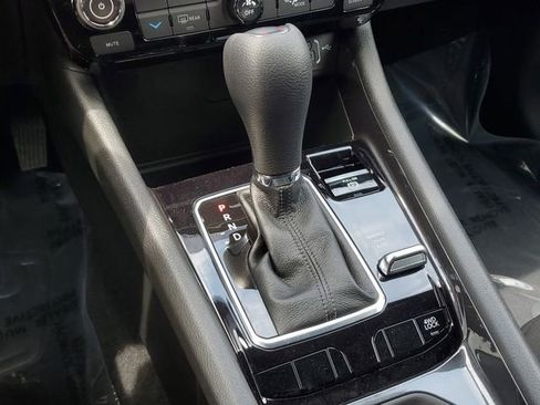 New 2025 Jeep Compass Sport image 34