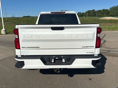 Used 2021 Chevrolet Silverado 1500 Custom AWD/4WD image 4