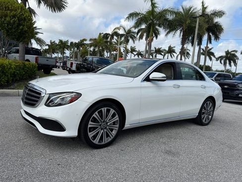 Used 2020 Mercedes-Benz E 450 4MATIC Sedan w/ Parking Assistance Package image 3