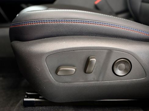 Used 2025 Chevrolet Equinox EV RS w/ Active Safety Package 3 image 16