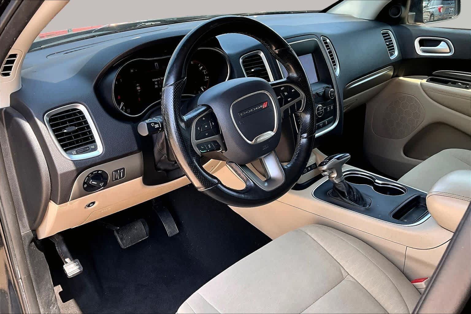 Used 2020 Dodge Durango SXT w/ 3rd Row Seating Group AWD/4WD image 10