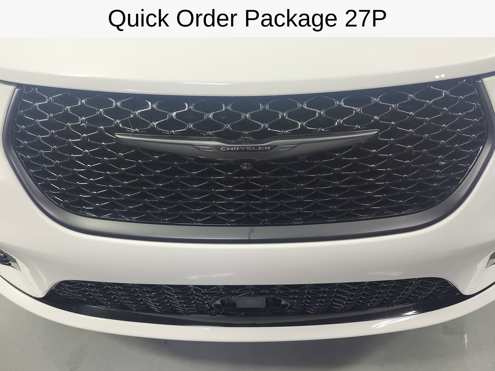 Used 2025 Chrysler Pacifica Limited FWD image 27