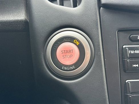 Used 2009 Nissan 370Z Touring w/ Sport Pkg image 18