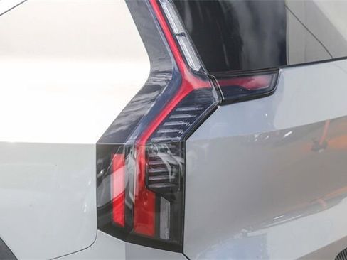 New 2026 Kia EV9 Light image 9