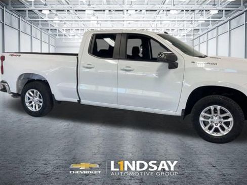 Used 2024 Chevrolet Silverado 1500 LT AWD/4WD image 3