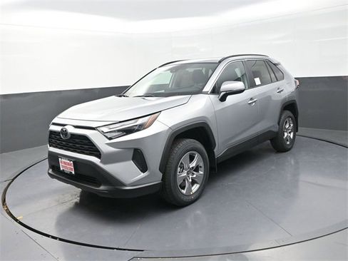 New 2025 Toyota RAV4 XLE image 3
